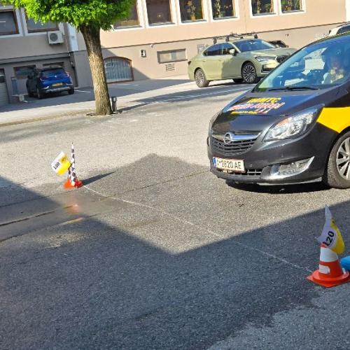 Hallo Auto - 06