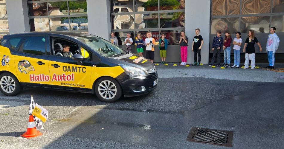 Hallo Auto - 01
